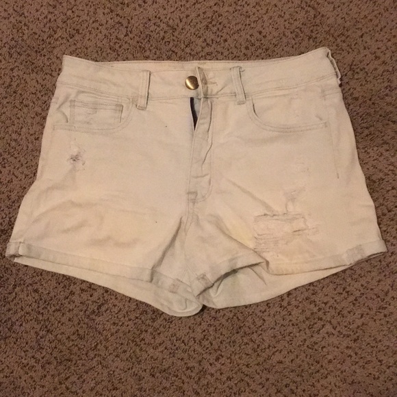 American Eagle Outfitters Pants - AE Highly-Rise shortie.